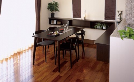 Sàn Gỗ Hương Lào Có Tốt Không? Ưu Nhược Điểm & Báo Giá Mới Nhất 2026