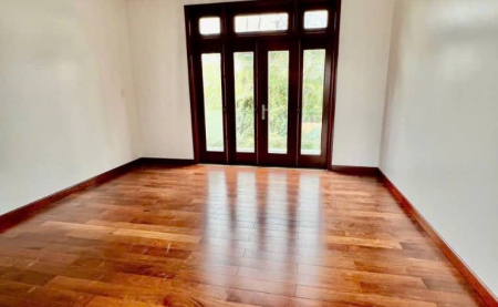 So Sánh Gỗ Căm Xe Và Gỗ Lim – Nên Chọn Loại Nào Cho Sàn Nhà?