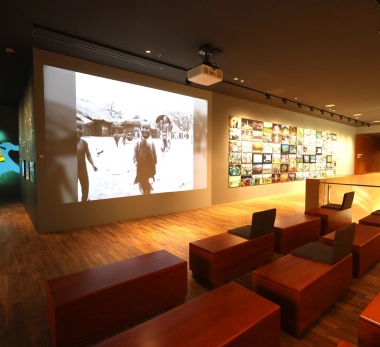 Da Nang Museum (over 5,000 m² of Teak wood flooring)”