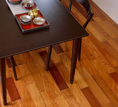 Sàn gỗ Hương Lào tại Đà Nẵng – Chạm gỗ, chạm vào đẳng cấp