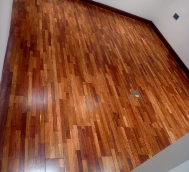 Sàn gỗ Hương Lào tại Đà Nẵng – Chạm gỗ, chạm vào đẳng cấp